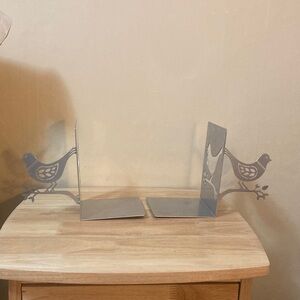 Charming Silver Bird Metal Bookends